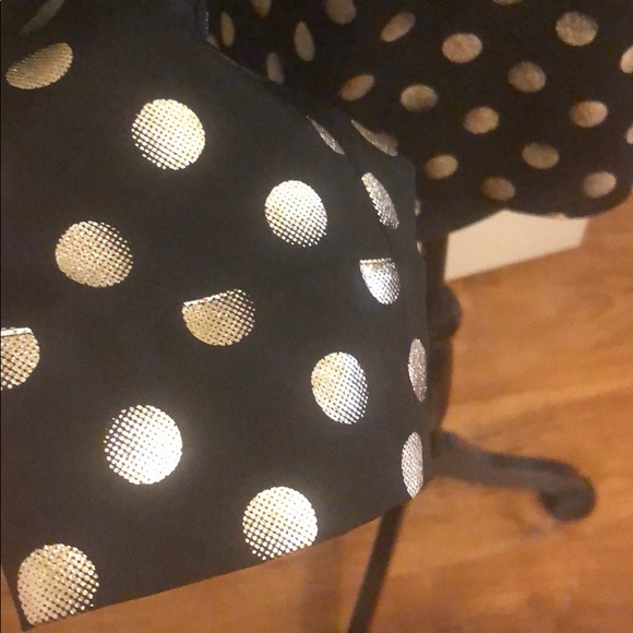Black blouse with gold polka dots - Picture 5 of 6